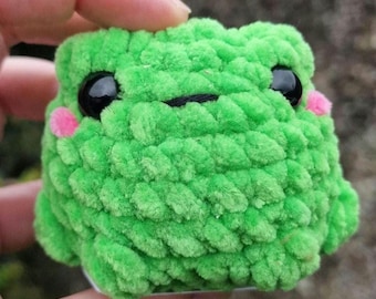 Rana de peluche de ganchillo: juguete hecho a mano con cara sonriente, apto para UKCA