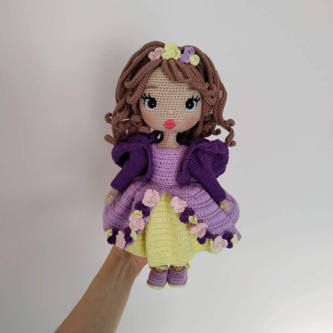 Doll clothes crochet pattern, Amigurumi doll outfits pattern, crochet doll  costume 11,8 inch (English, Deutsch, Français, Spanish /Español) Crochet  pattern by CrochetPatternWorld