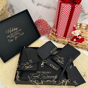 Luxury Christmas Travel Gift Set, Happy Holidays Xmas Gift For Couple, Travel Hamper, Travel Wallet, Travel Accessories, Gift for her / him