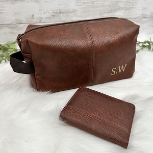 Personalised Luxury Mens Travel Set, Personalised Wash Bag, Best Man Groom Gift, Personalised Wallet, Personalised Passport Fathers Day Gift