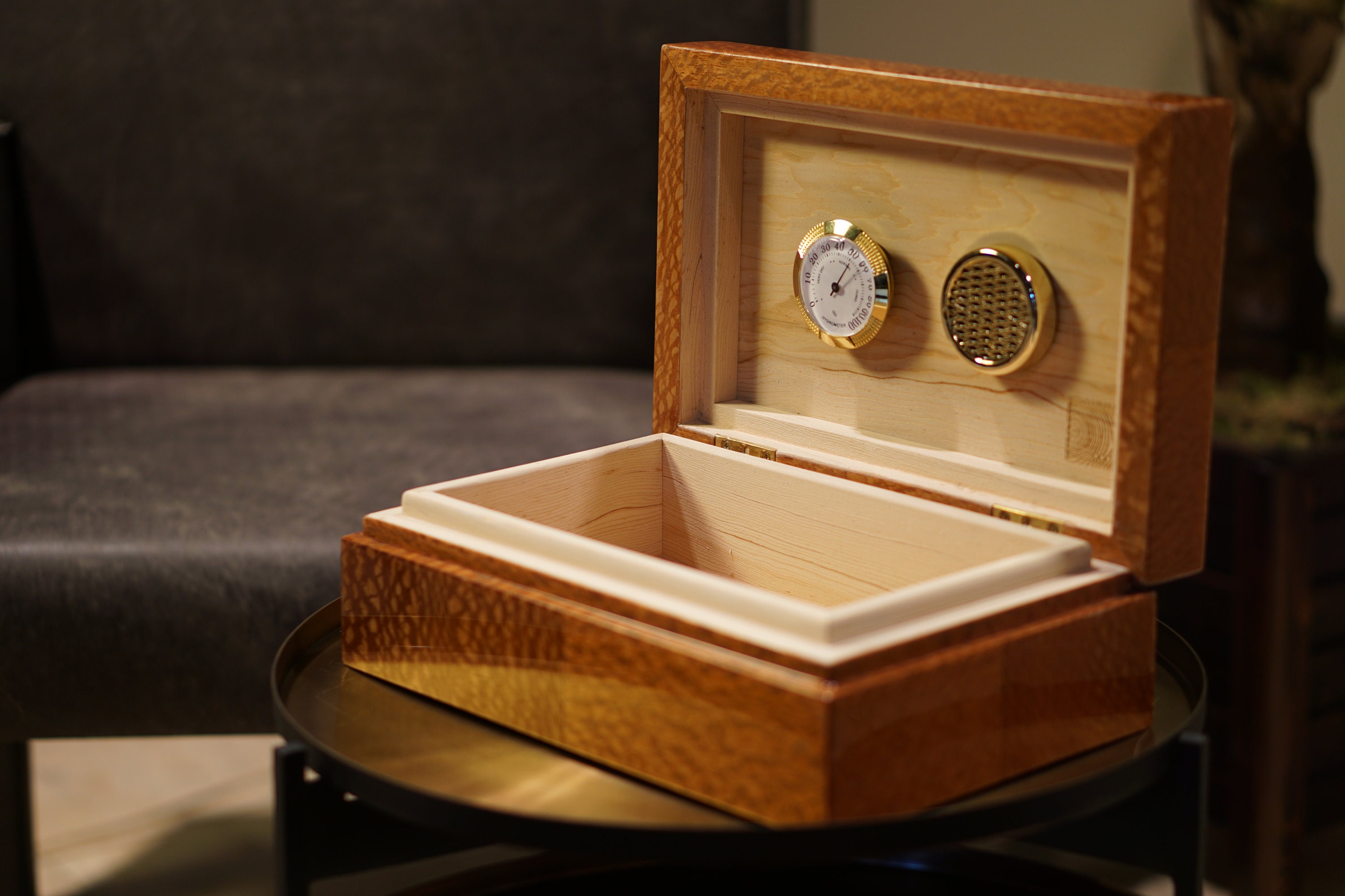 Handmade Cedar Cigar Humidor, Mapa Burl Veneer, 36 Robusto Capacity - Etsy