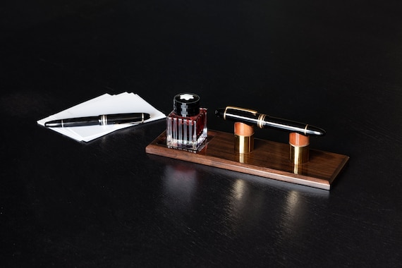 Walnut Fountain Pen Holder: Handmade Desk Organizer