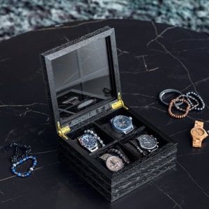 Boîte à montres en loupe de mappa brillante pour homme, présentoir de bracelet luxueux et fabriqué à la main, organisateur de présentoir à bijoux en bois à 4 fentes Black oak/Black plw