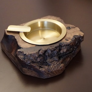 Woodronic A5056R Cigar Ashtray, Solid Walnut