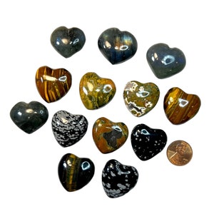 Hearts Crystal Carvings image 2