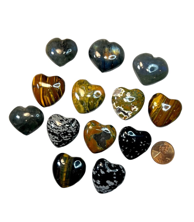 Hearts Crystal Carvings image 2