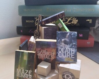 maze runner bookmark etsy