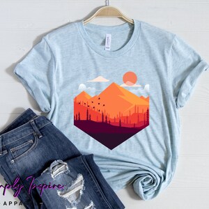 Camping Shirt • Save The Earth T-Shirt • Natur Shirt • Berg Shirt • Natur Liebhaber Geschenk • Herren Wander Shirt • Reise T-Shirt