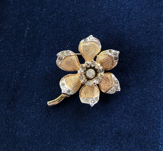 Nettie Rosenstein Flower Brooch