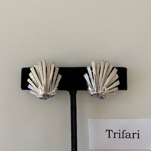 1960s Crown Trifari Modernist Earrings