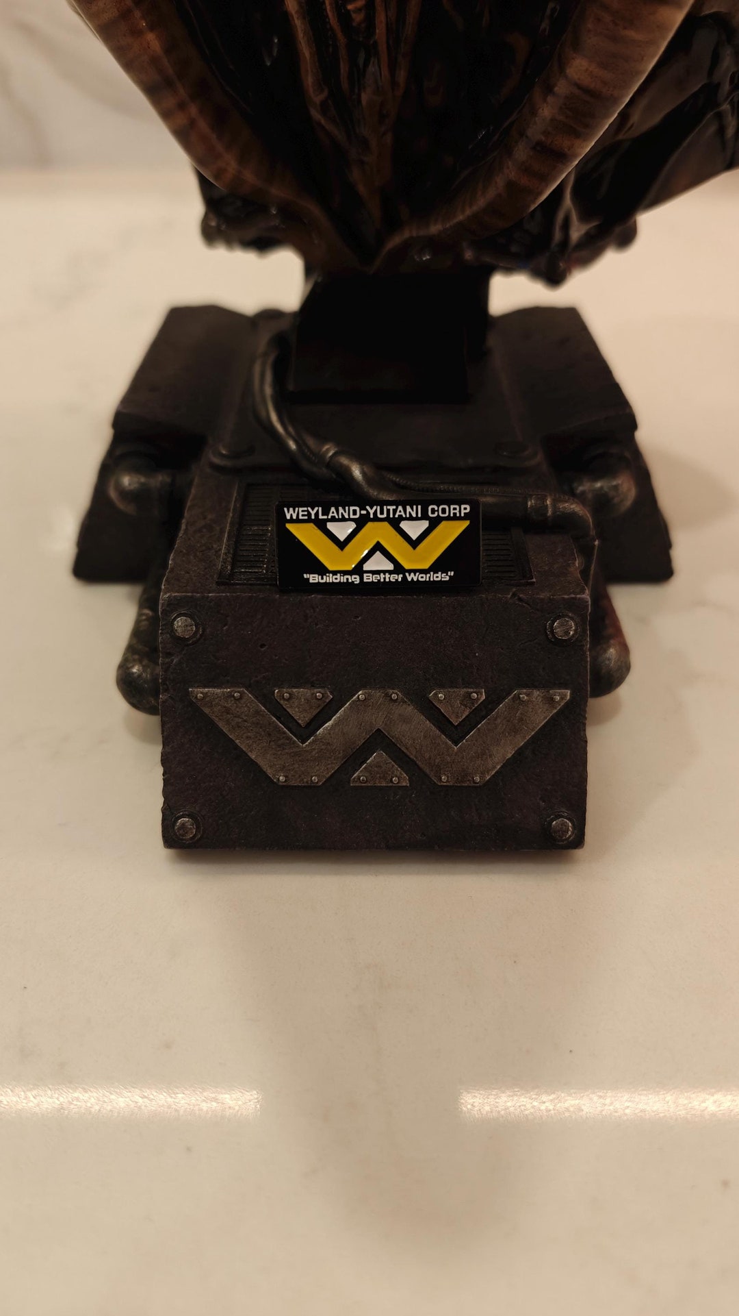 Weyland Yutani Enamel Pin "building Better Worlds" Aliens Alien Romulus ...