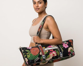 Gesteppte schwarze Baumwolltasche mit Blumenmuster, handgefertigt, Pilates-Tragetasche, Geschenk für Sie