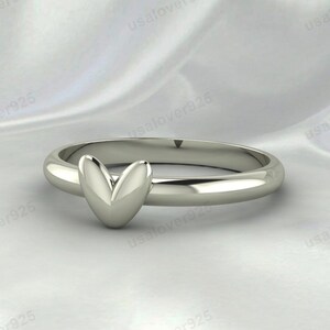 Sterling Silver Heart Signet Ring | Personalized Minimalist Jewelry | Custom Engraved Pinky Ring | Dainty Gift for Her