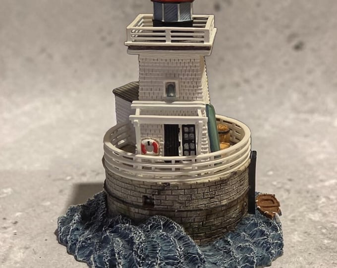 Cold Spring Harbor New York Harbour Lights Collectors Society #533 Lighthouse - With Original Box