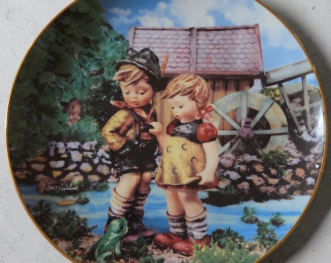LS4079 M J Hummel "Hello Down There" 8" Collectible Plate with original packaging.