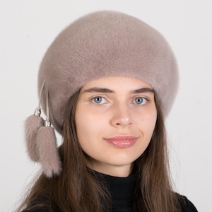 Women&#39;s Fur Beret Classic - Mink Hat - Fur Hat