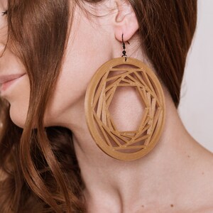 Catcher 3D Print Earrings Wood Imitation 3D Print Jewellery Print A Brick image 1