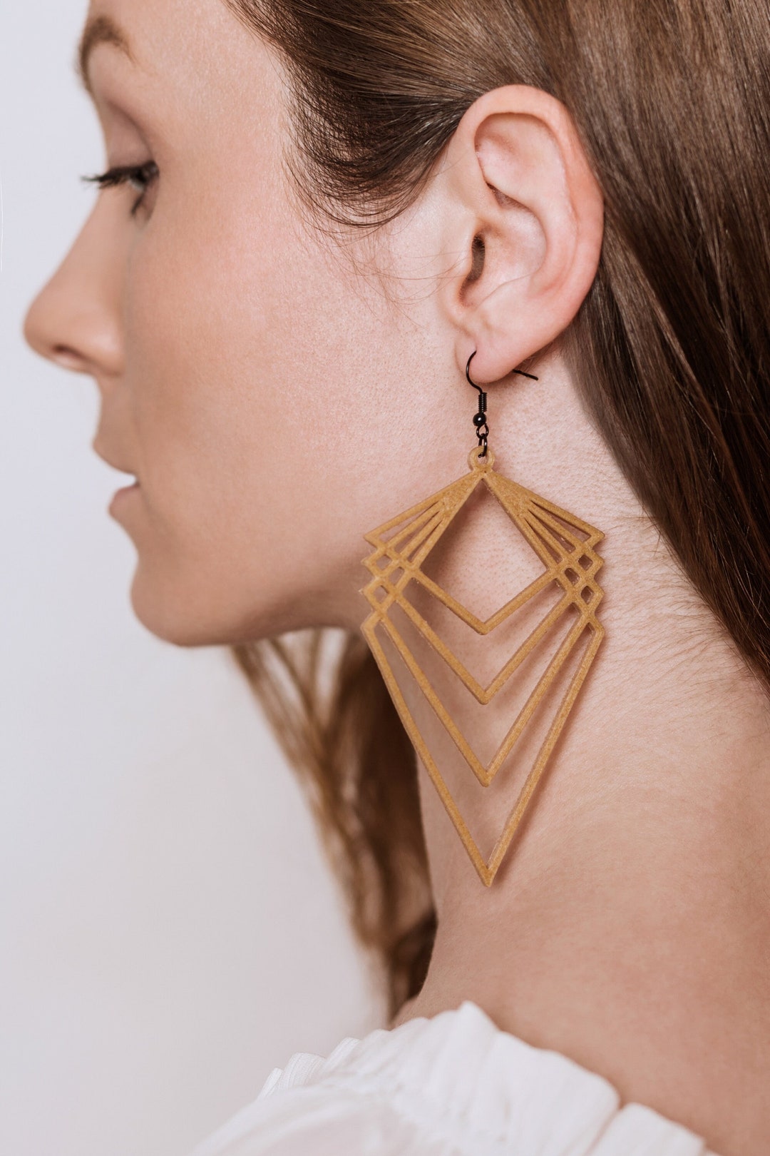 3D Printable Qiyana Prestige Earrings by Julia