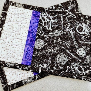 Music mug rug - Notes snack mat - miniature quilt