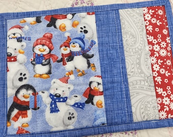 Penguin and polar bear mug rug - snack mat - miniature quilt - winter - snowflake