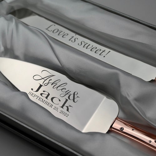 Juego personalizado de cuchillo y pala para pastel de bodas en oro rosa