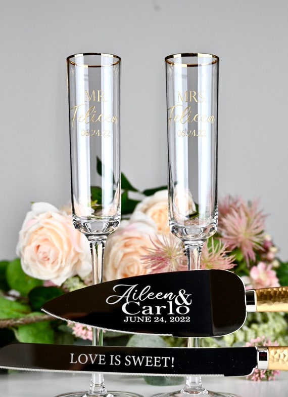 Engraved Wedding Champagne Flutes - Gold Hammered