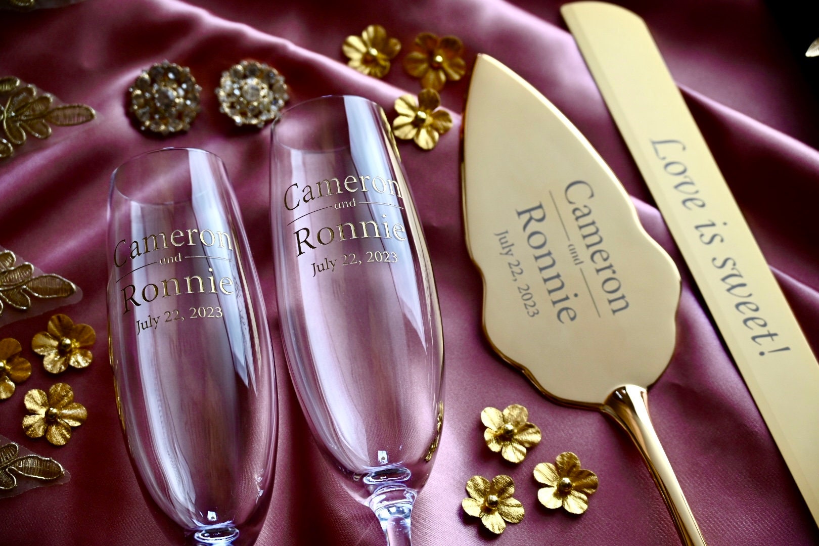 Lenox Toasting Flutes with Gold Cake Cutting Set, Personalized Wedding Set, Couples Gift, Gold Wedding Set, Etched Wedding Set, Gratefully