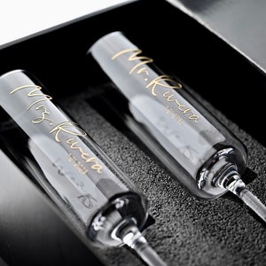 Personalized Modern Toasting Flutes with Gift Box, Gift Box, Wedding Flutes, Toasting Flute, Custom Flute, Engagement Gift, GratefullyEtched