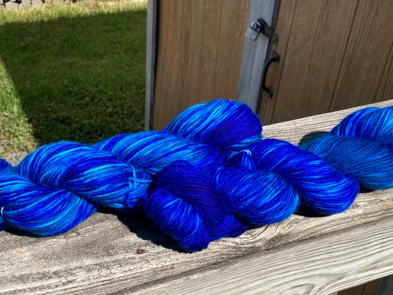 Yarn Is Life hand dyed yarn wool, cotton, acrylic afbeelding 5