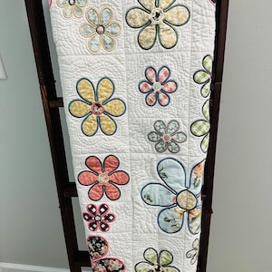 Baby Quilt | Handmade Quilts | Baby Quilts Handmade | Baby Shower Gift | Quilts for Babies | Baby Quilts | Floral Baby Quilt