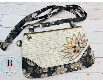 Crossbody estilo moderno | Bolsa Rústica | 7" X 11" Crossbody | Crossbody com apliques de flores | Alça transversal ajustável