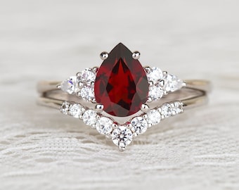 Pear Garnet Sterling Silver Ring Set: Vintage Bridal Promise Ring