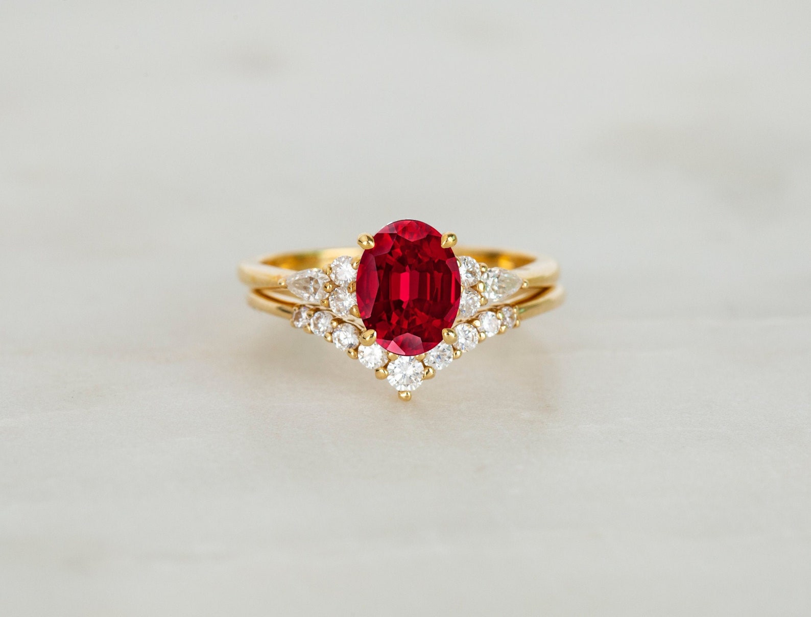 Anillo de compromiso de rubí ovalado establecido en sólido 14K Etsy