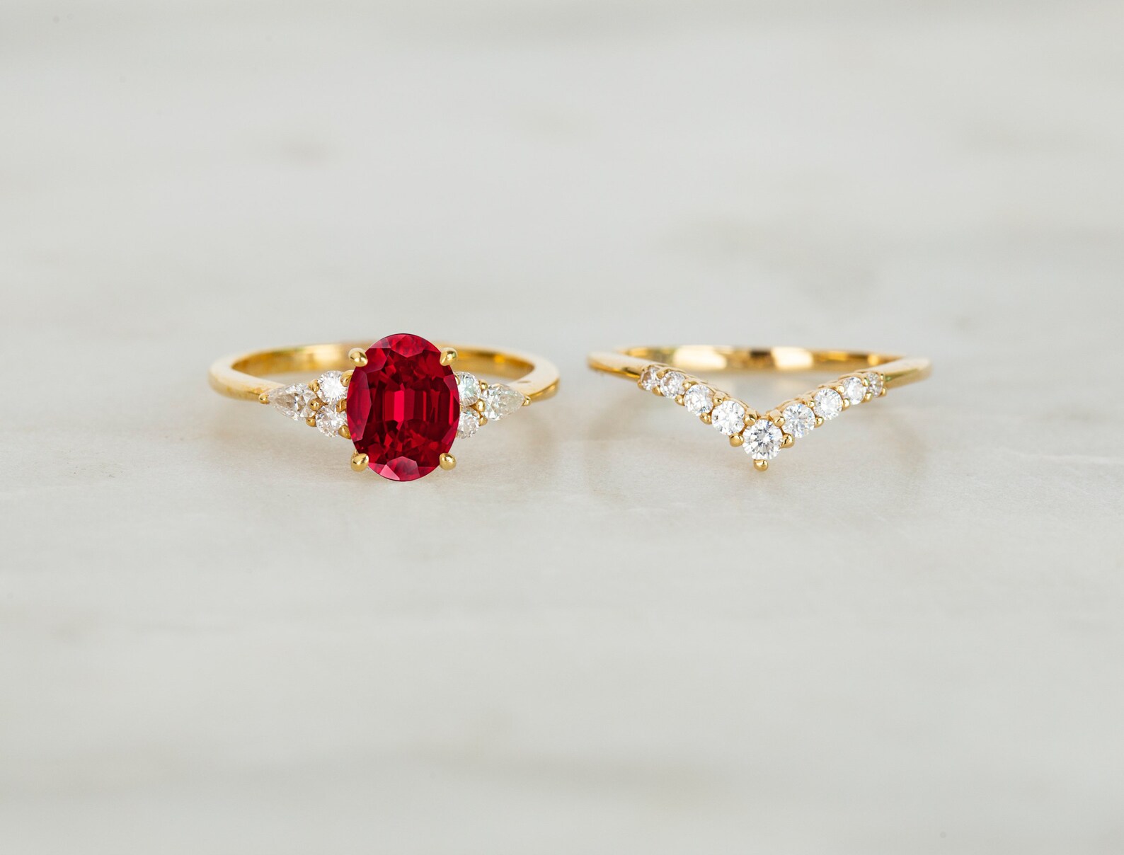 Anillo de compromiso de rubí ovalado establecido en sólido 14K Etsy