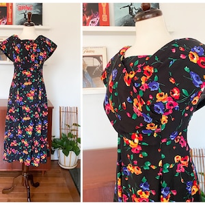 Evita Vintage 80s Spanish Style Summer Dress • 1980s Midi Dress with Flared Skirt in Black with Colourful Flowers, Size Small