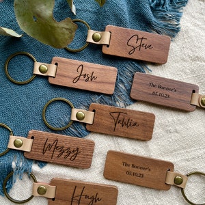 Bridal party gifts, Gifts for bridesmaids, wooden keychains, wooden engraved keychains with names, Personalised wooden keyrings keychains