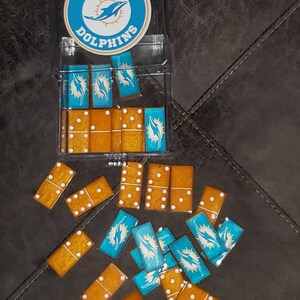 dolphins domino's (ANY team is available upon request)