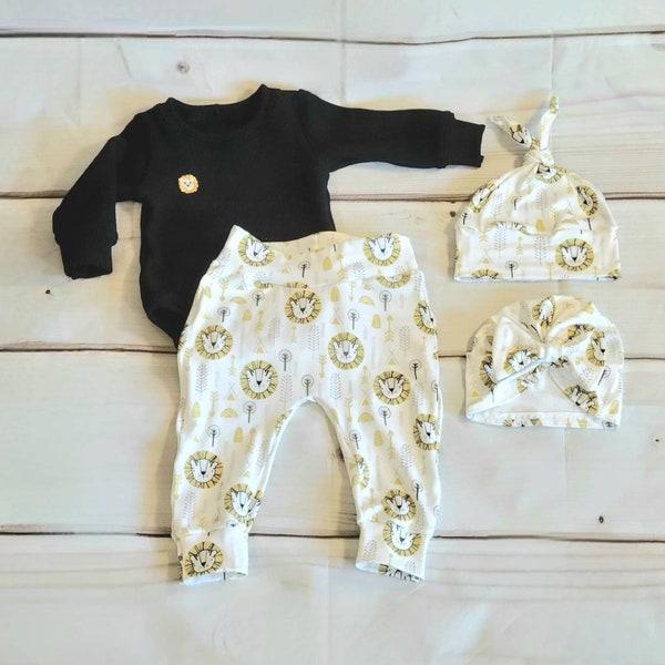 Baby Outfit with Lions, Gender Neutral 3-piece Baby Clothing, Onesie with Animals, Embroidered Lion, Turban Style Baby Hat, Unisex Baby Gift