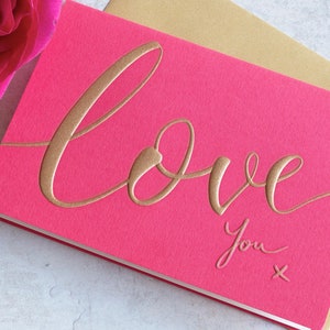 Luxus Muttertagskarte - Ich liebe Dich - Perfekt für Mama! Magenta Pink mit goldfarbener Prägung. Prächtig, stilvoll und voller Liebe!