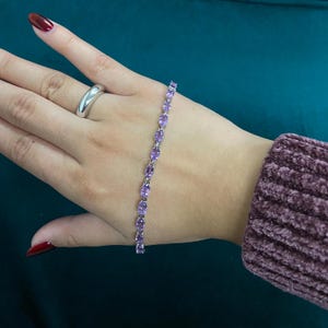 Pulsera de tenis de amatista natural, pulsera de plata de ley con piedras preciosas, joyería de piedra natal de febrero con corte ovalado, pulsera de piedra púrpura