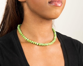 6mm Green Gemstone Beaded Necklace – Vibrant Spring Statement Jewelry (16-18 Inch)