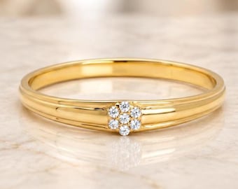 Dainty Pavé Signet Ring, Gold CZ Signet Ring, Minimalist Sterling Silver Ring, Petite Cluster Ring, Everyday Gold Ring, Gift for Her