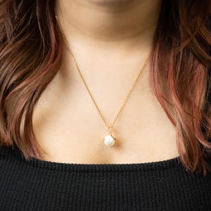 Elegante Perle Wrap Anhänger Halskette | Zeitloses Perlencollier
