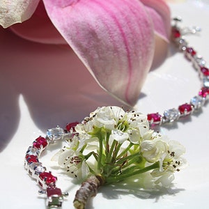 Rosa Rubin und weißer Topas Tennis-Armband - Sterlingsilber Oval geschnittene natürliche Edelsteine - 10.77 CTW Juli Birthstone Geschenk für Sie