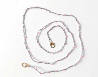 Cadena de gafas de máscara rosa de ganchillo de plata metálica / Collar de cuentas de semillas / pulsera de ganchillo con cuentas / Joyería de cadena de ganchillo hecha a mano