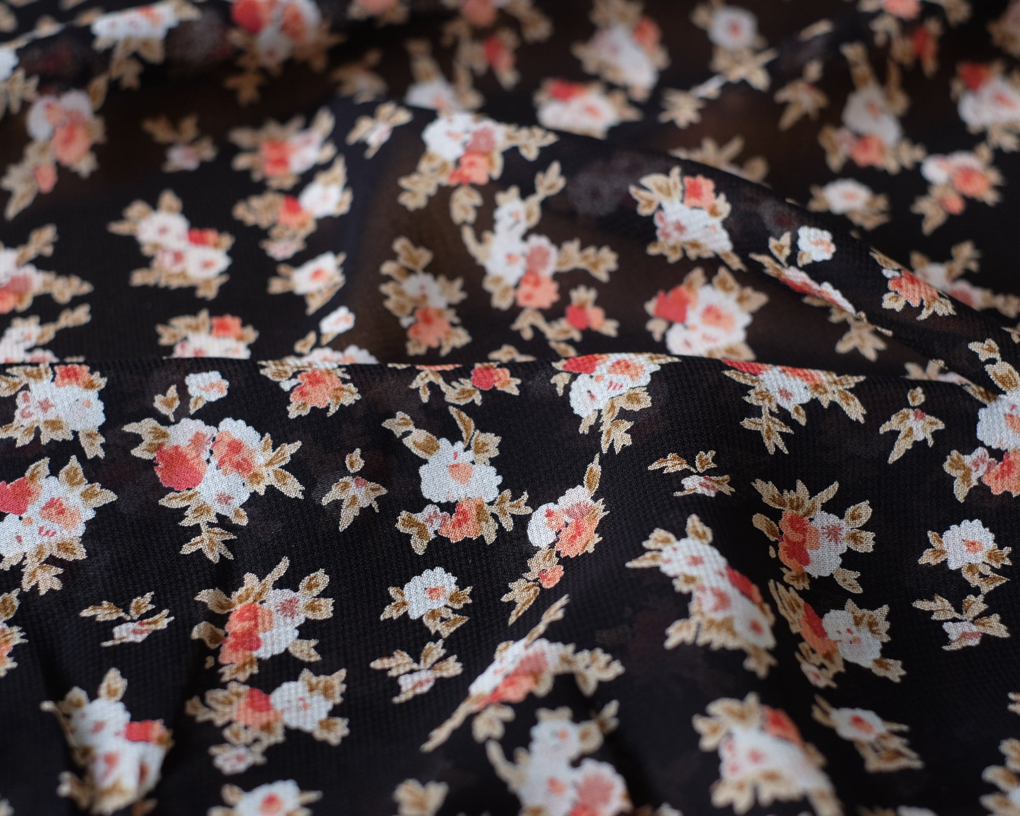 洋書　FRENCH TEXTILES Ditsy Harvest Black Rayon Chiffon - 41