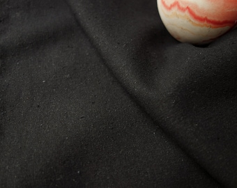 Tessuto nero 100% seta grezza (casca di seta) // Tessuto tagliato su misura