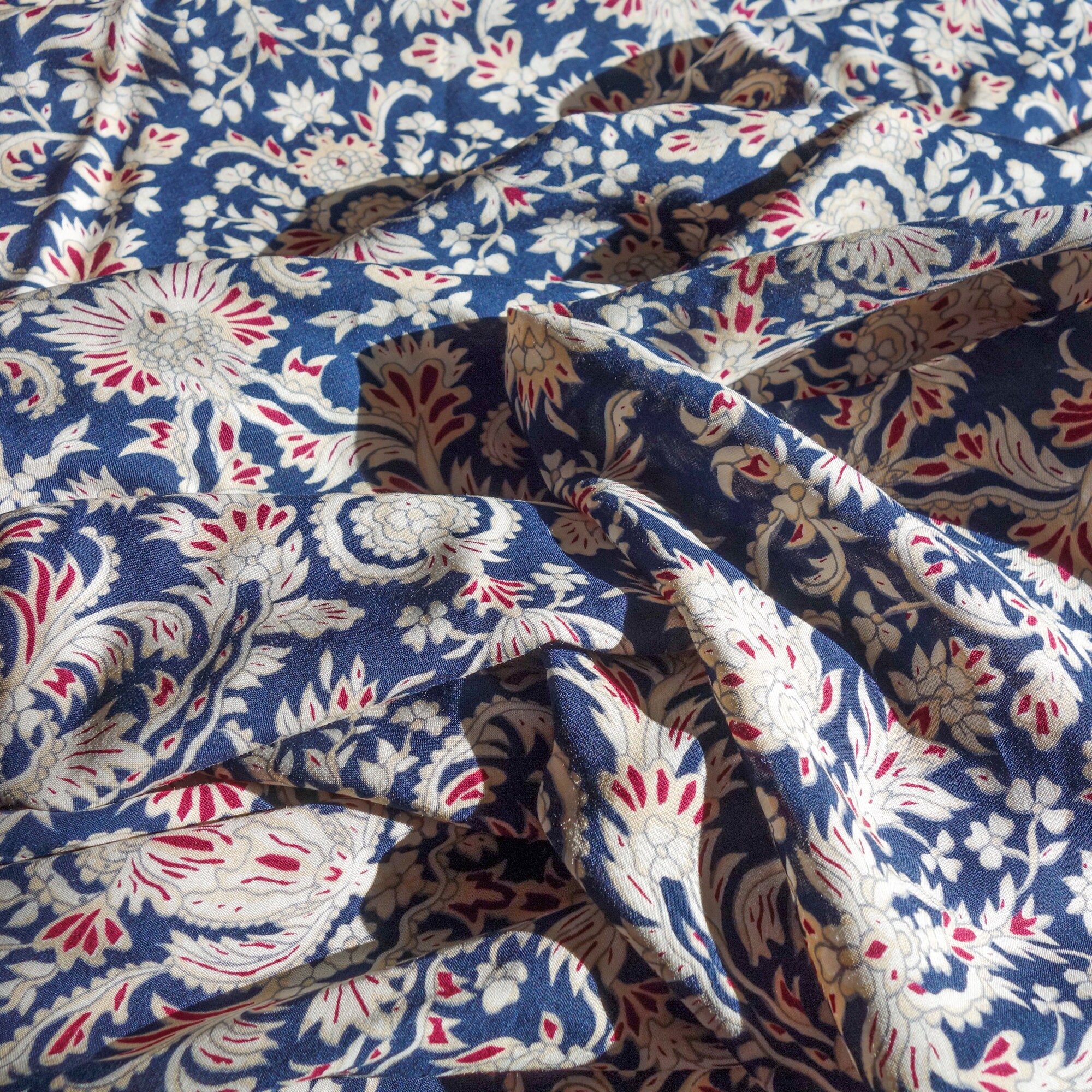 SAMPLE Rayon Challis Fabric Paisley Upholstery Craft Supplies & Tools