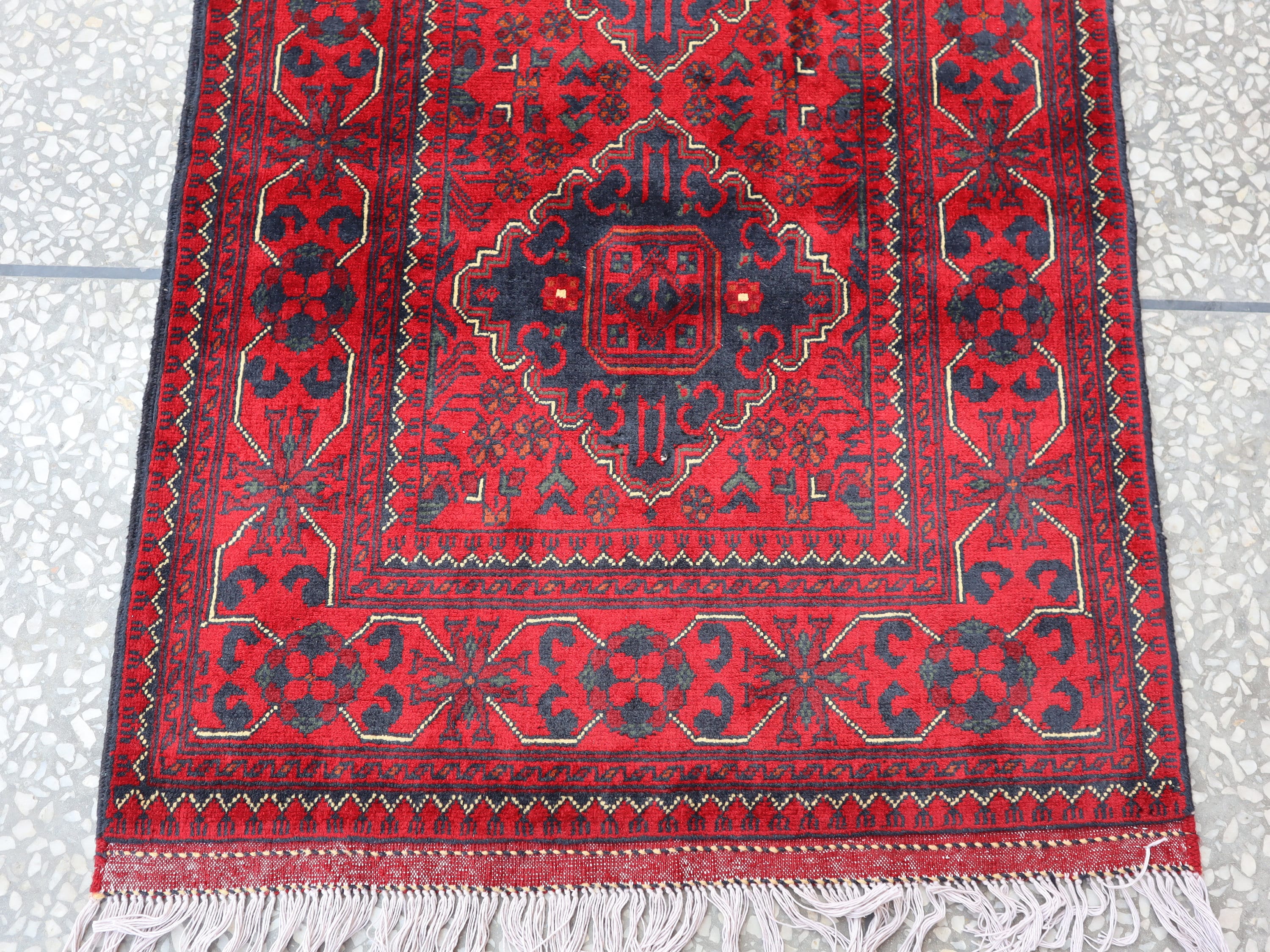 2x6 レッド アフガニスタン ボハラ ランナー ラグ、ハンドメイドの