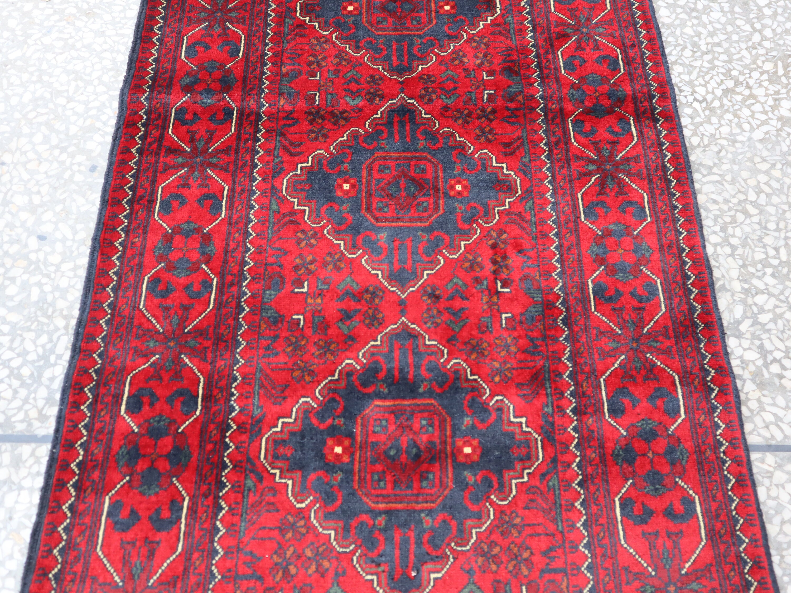 2x6 レッド アフガニスタン ボハラ ランナー ラグ、ハンドメイドの